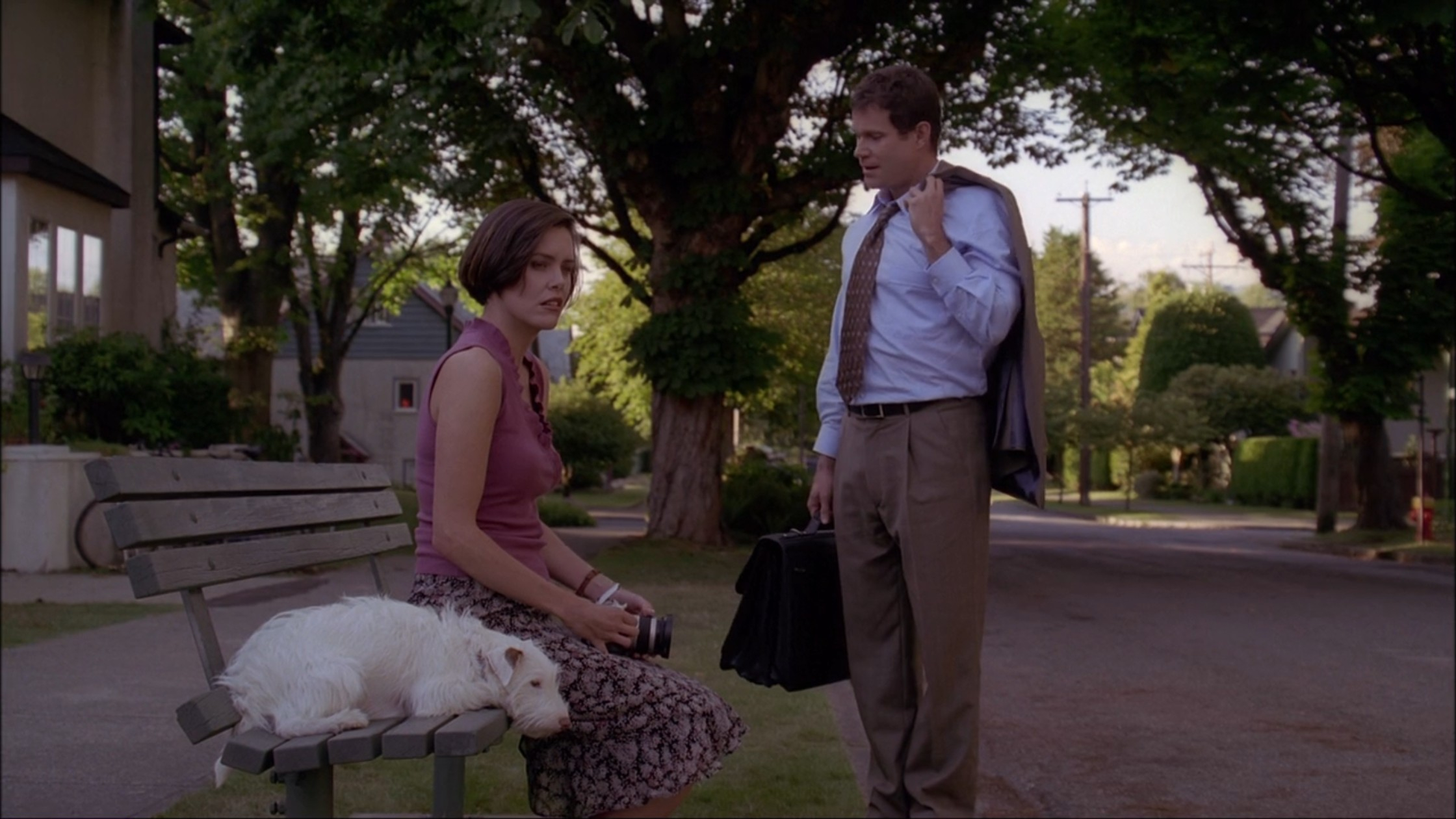 VS--WatchTheTwilightZoneS01E03-CradleofDarknessNightRoute-FreeTVShowsTubi-29’43”